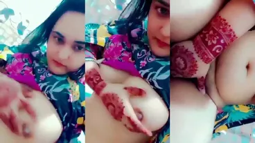 pakistani MMS Porn Video Cute beautiful Pashto girl squeezes big boobs fingers pussy on cam nude selfie